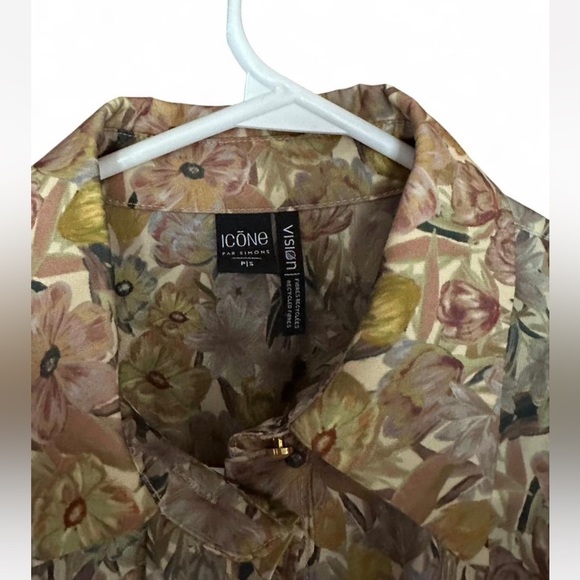 NWOT Simons Multicolor Floral Button-Down Shirt - Picture 3 of 3
